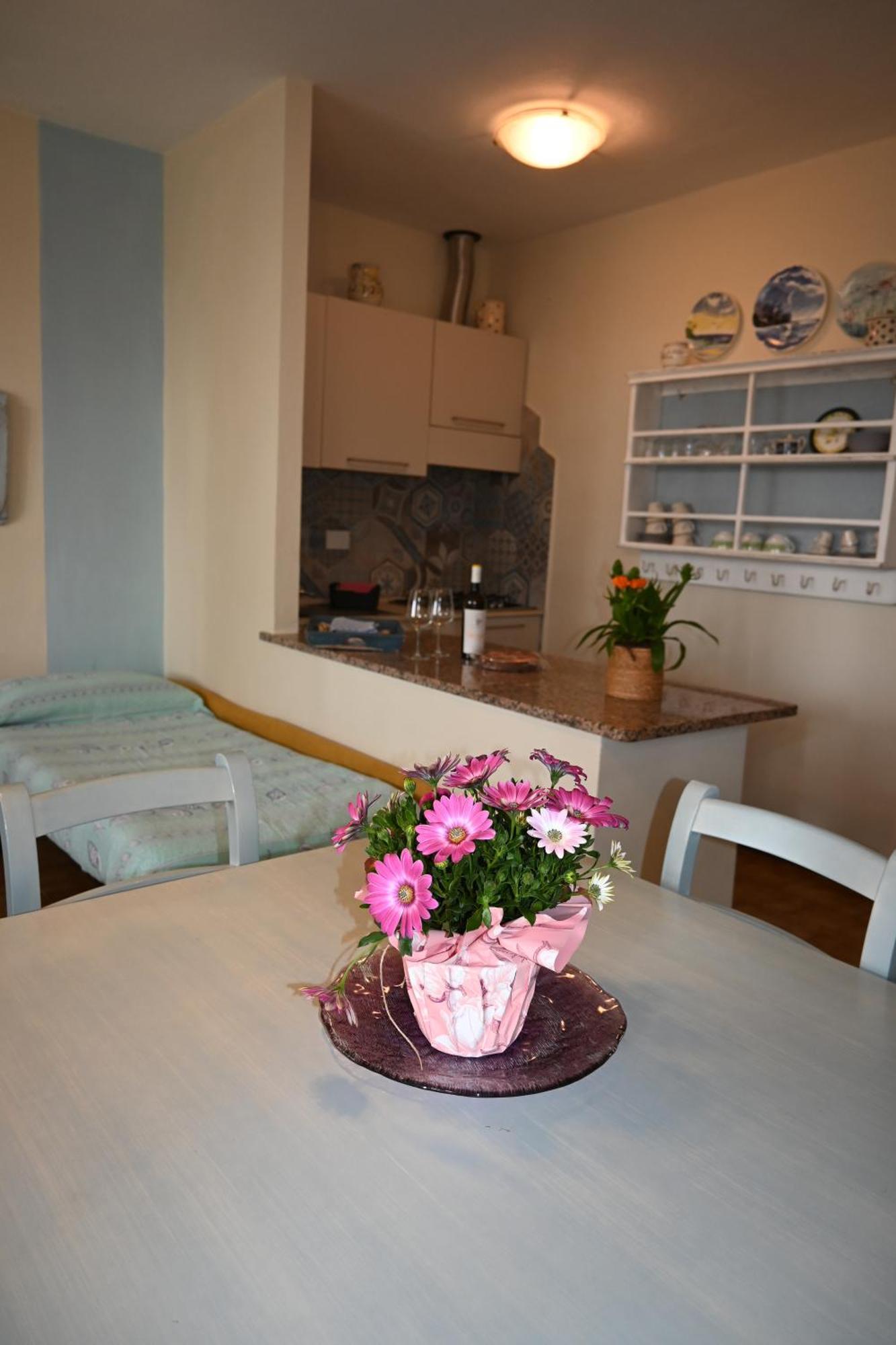 Residence Il Mandorlo Лакона Екстер'єр фото
